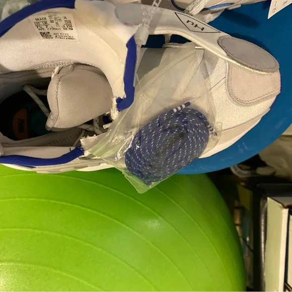 Adidas crazy Byw Hu Pharrell Williams Men’s Size 7.5 - Picture 8 of 13